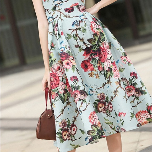 ➕💐SPRING🆕Rose A line tea length floral dress - Picture 5 of 6